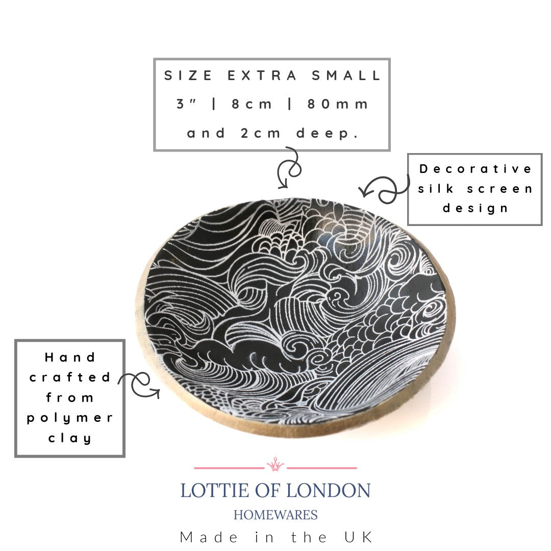 Small Trinket Dish or Ring Holder in Black & White | Wave Design