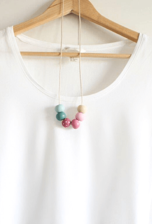 Womens large bead necklace hotsell