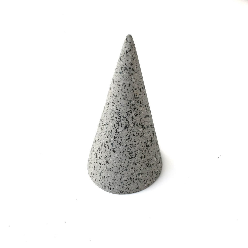 Ring holder in granite grey | Ring cones for jewellery